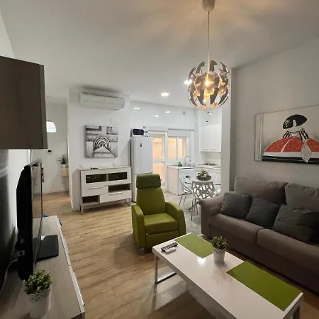 Stylish And Charm Cister Cathedral Appartement